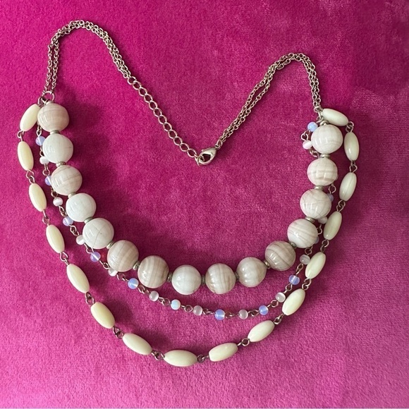 Necklace Choker Bead Opalite Glass Calcite Rock Acrylic on Gold Tone Chain 0623 - Picture 1 of 9